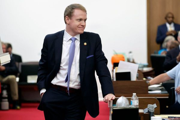 Some North Carolina Democratic lawmakers break from party to pass Republican priorities