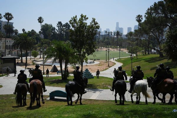 Los Angeles County seeks ordinance preventing law enforcement from concealing their identities