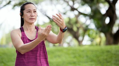 These two simple exercises may be better at treating insomnia than medication, new study says