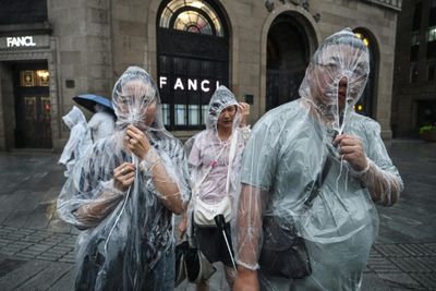 Shanghai Evacuates 283,000 People As Typhoon Hits