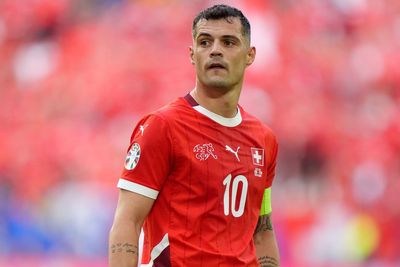 Sunderland sign former Arsenal midfielder Granit Xhaka from Bayer Leverkusen