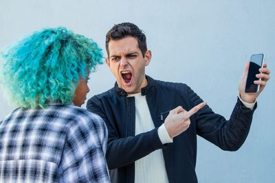 8 “Nice” Behaviors That Come Off as Passive-Aggressive