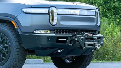 The Rivian R1S And R1T Can Finally Get A Winch Bumper