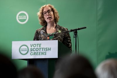 SNP playing ‘old tune’ on independence, says Slater