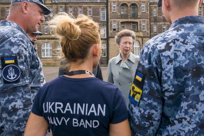 Anne meets Ukrainian band at Royal Edinburgh Military Tattoo rehearsal