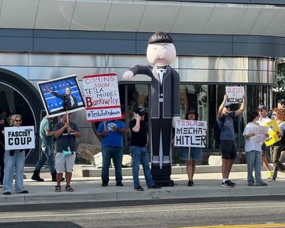 ‘We got a lot of honks in solidarity’: anti-Musk protests ripple at LA’s Tesla Diner