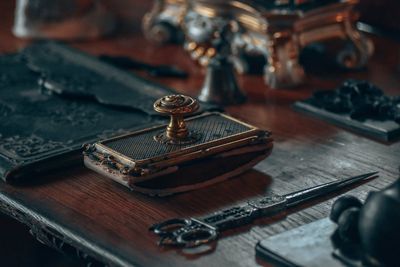 8 Family Heirlooms That Sparked Legal Battles Across Generations