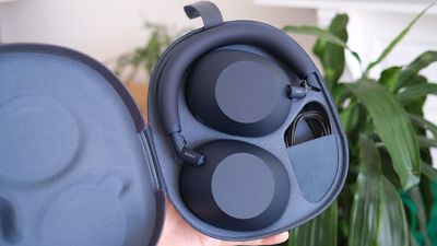 My 9-hour train just proved that Sony's XM6 headphones can't be beaten