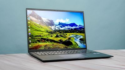 I tested this crazy portable 17-inch laptop — and it’s lighter and lasts longer than the MacBook Air