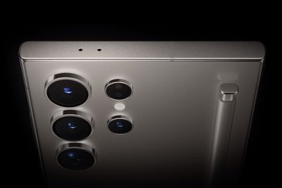 Samsung S26 Ultra 5G Design Leaks Spark Buzz — But the Base S26 Model May Be Getting the Axe