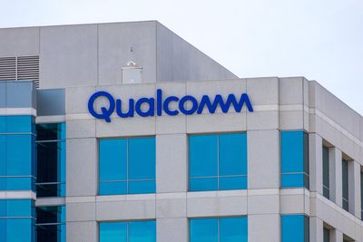 Qualcomm Q3 Earnings: Double Beat, Auto Revenue Hits Record