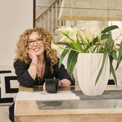 ‘They’re timeless, elegant and architectural’ – Kelly Hoppen’s exclusive M&S flower bouquet just landed, and it features one of her favourite blooms