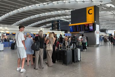 Airports in chaos after air traffic control outage grounds flights across UK