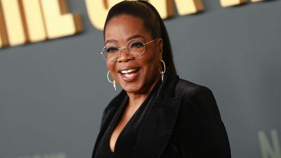 Oprah swears by this easy makeup palette – and it’s perfect for women over 40