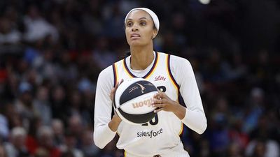 DeWanna Bonner Was Vehemently Booed by Fever Fans in Her Return to Indiana