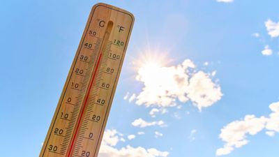 People are using their wet laundry to beat the heat this summer — this easy hack will save energy, and keep your house cool