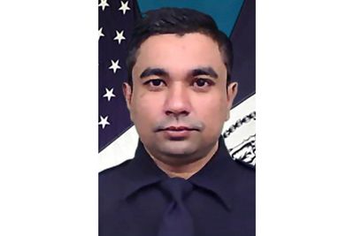 NYPD officer killed in Manhattan office shooting to be laid to rest