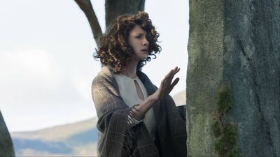 Watching Outlander’s Iconic ‘Skye Boat Song’ Performed Live Was Electric, And Now I Have Mixed Feelings About The New Show’s Theme