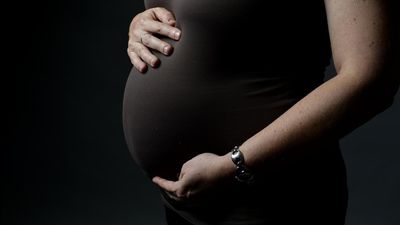 Home birth midwife regrets decision before baby's death