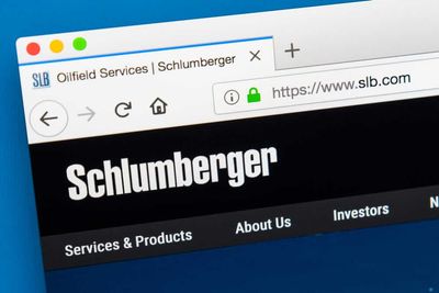 Are Wall Street Analysts Bullish on Schlumberger Stock?