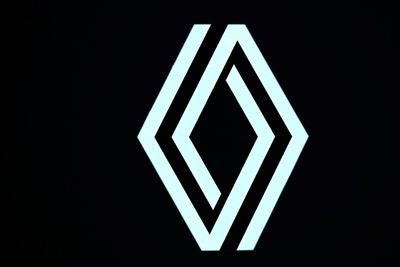Renault Profits Slump As Competition Intensifies
