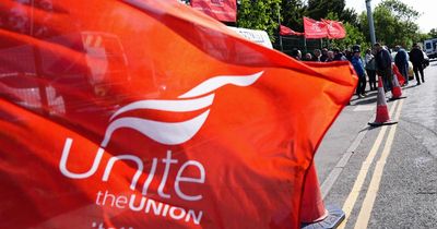 Strikes avoided as 300 workers at Edinburgh Airport agree pay rise