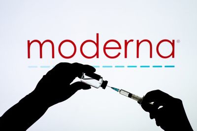 Moderna Announces 10% Workforce Cut Amid Declining COVID-19 Vaccine Sales, Regulatory Hurdles