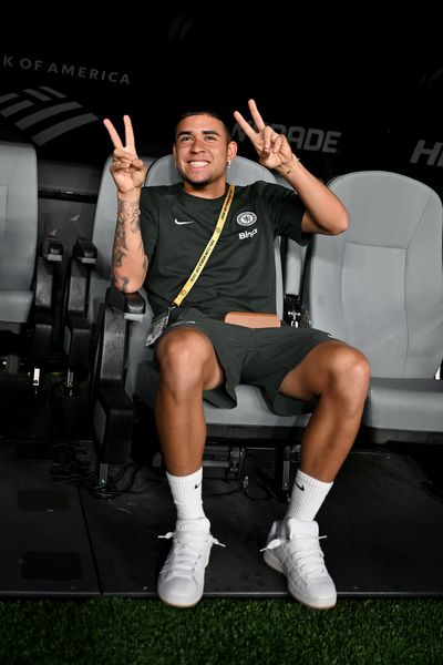 Chelsea confirm Kendry Paez move as loan deal announced