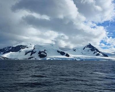 Scientists map Antarctic seafloor canyons to help predict climate breakdown