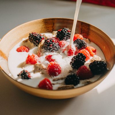 Trust Us, It's Normal To Feel Hungrier The Week Before Your Period - 8 Luteal Phase Snacks Nutritionists Eat Themselves