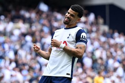 Thomas Frank provides Dominic Solanke injury update after Tottenham striker misses win over Arsenal