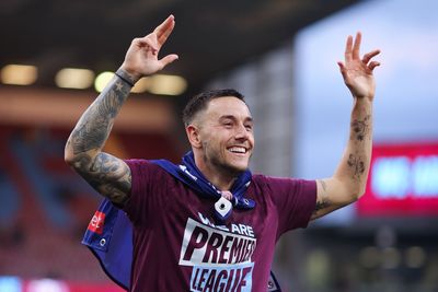 Exclusive: 18-goal free agent open to offers as Leicester table lucrative contract