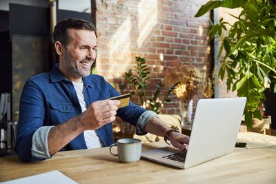 Don't Miss Out on These Four Credit Card Benefits