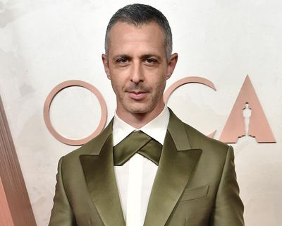Jeremy Strong eyed to play Mark Zuckerberg in The Social Network sequel
