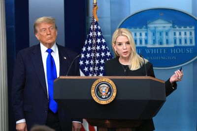 Pam Bondi will become Trump’s fall guy for Epstein files chaos, DC insider says: ‘It’s like The Apprentice’