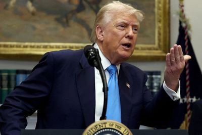 Economy is getting worse under Trump’s leadership, Americans say in new poll on eve of his tariff D-Day