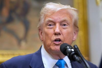 Trump mercilessly mocked after he extends Mexico trade deadline on ‘TACO Thursday’