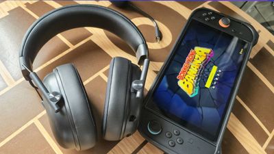I've been testing Razer's new budget headset, but it's not enough to make me forget the Barracuda X Chroma