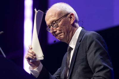 Civil service internships to be restricted to working class