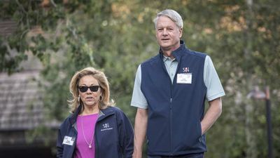 Stanford Hires Former Nike CEO As Next Athletic Director