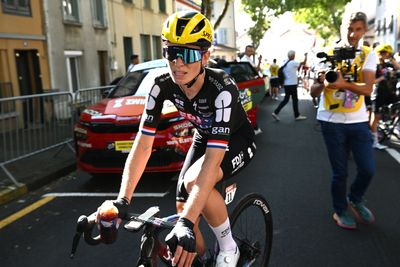 'The Tour is still long' - Demi Vollering drops out of top three at the Tour de France Femmes