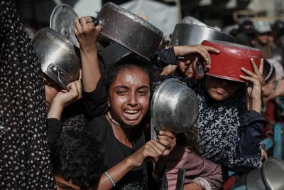 Trump envoy visits Gaza aid sites as Israel accused of starvation policy