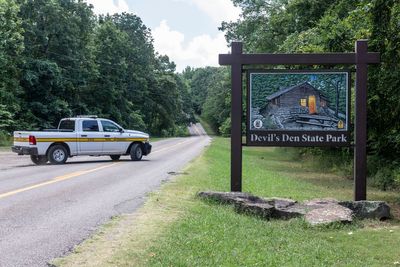 Teacher who admitted to killing couple on a hike with their kids in Arkansas to appear in court