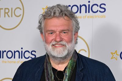 Si King to make solo TV return after Hairy Bikers co-star Dave Myers’ death