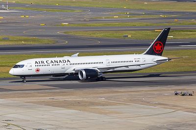 Air Canada Strike: Flight Attendants' Vote Could Lead to Thousands of Flight Cancellations
