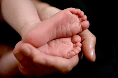 Couple welcomes world’s ‘oldest baby’ born from embryo frozen in 1994