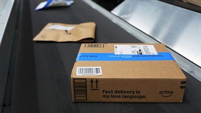 Amazon and Apple post strong earnings but tariffs dampen investor appetite