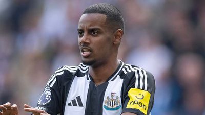 Alexander Isak: Liverpool ‘Submit Formal Bid’ for Newcastle Striker
