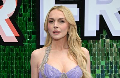Lindsay Lohan still 'learning' how to balance work and motherhood