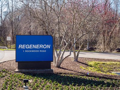 Regeneron's Pipeline Hit By Catalent Delays, But Dupixent Shines